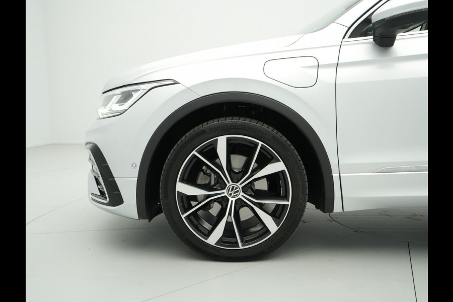 Volkswagen Tiguan 1.4 TSI eHybrid DSG 245pk R-Line Business+ Panorama Navigatie Camera Stoelverwarming Trekhaak 292