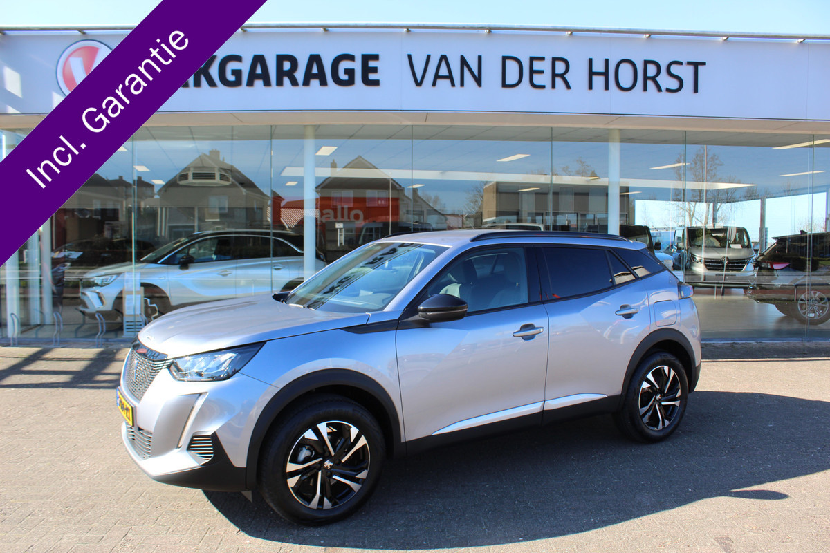 Peugeot 2008 1.2-130pk PureTech Allure AUTOMAAT. , Hoge zit Zo goed als nieuw, slechts 7.500km ! Navigatie, airco, telefoonvoorb. metallic lak, LM wielen, Isofix, Apple Carplay/Android auto etc, etc. Peugeot 2008 1.2-130pk PureTech Allure AUTOMAAT. , Hoge zit Zo goed als nieuw, slechts 7.500km ! Navigatie, airco, telefoonvoorb. metallic lak, LM wielen, Isofix, Apple Carplay/Android auto etc, etc.