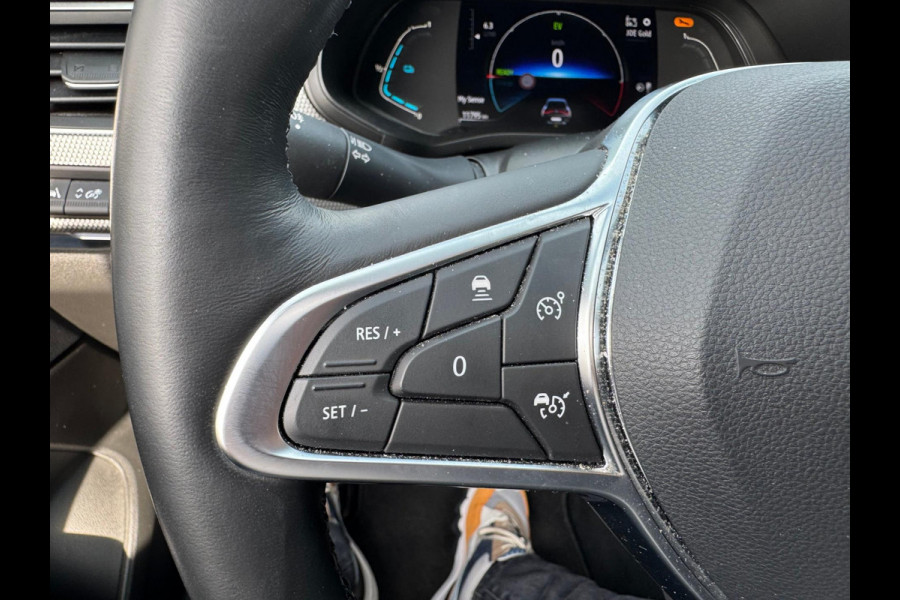 Renault Arkana 1.6 E-Tech Hybrid 145 Intens Pano / P-sensoren & camera / Groot navi