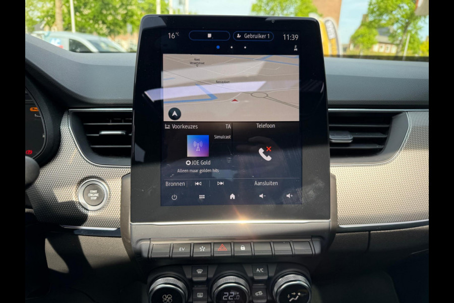 Renault Arkana 1.6 E-Tech Hybrid 145 Intens Pano / P-sensoren & camera / Groot navi