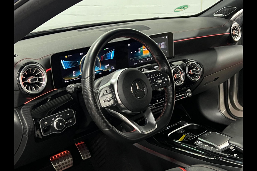 Mercedes-Benz CLA-Klasse Shooting Brake AMG 35 4MATIC Premium Plus | Schaalstoelen | Burmester | Adapt. Cruise c. | Sfeer verl.