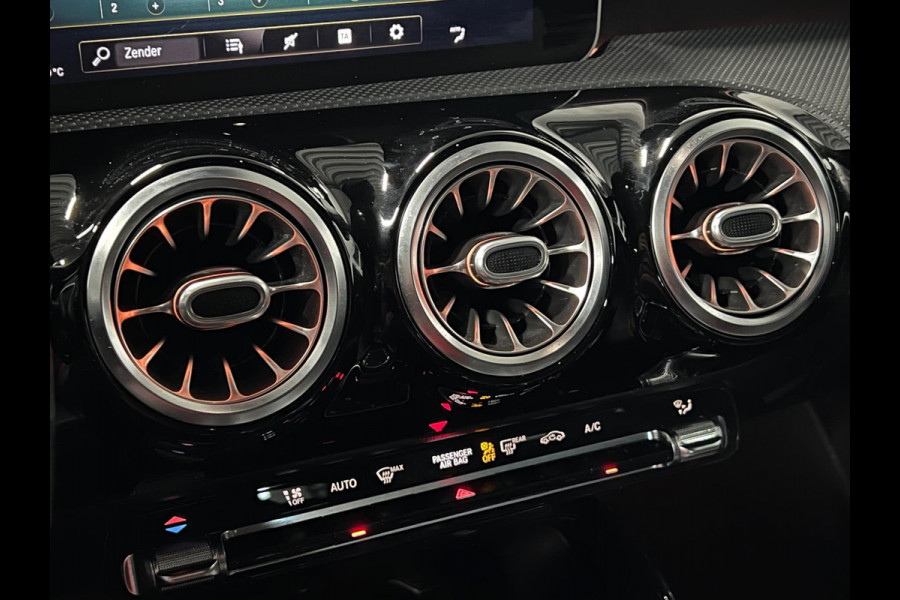 Mercedes-Benz CLA-Klasse Shooting Brake AMG 35 4MATIC Premium Plus | Schaalstoelen | Burmester | Adapt. Cruise c. | Sfeer verl.