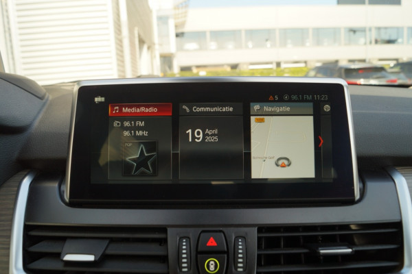 BMW 2 Serie Gran Tourer 218i 140pk Automaat High Executive Edition 5-persoons