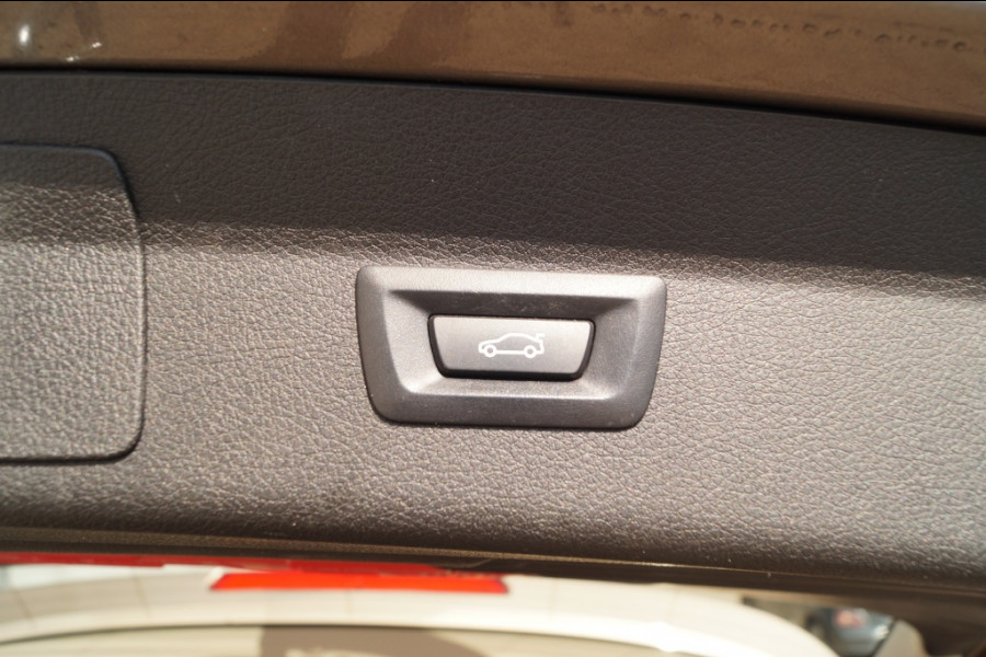 BMW 2 Serie Gran Tourer 218i 140pk Automaat High Executive Edition 5-persoons