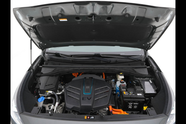 Kia e-Niro DynamicPlusLine 64 kWh [ 3-Fase ] (INCL-BTW) Aut. *FULL-LEATHER | NAVI-FULLMAP | DAB | ADAPT.CRUISE | BLINDSPOT | CAMERA | HEATED/COOLED-COMFORTSEATS | KEYLESS | JBL-SOUND | MEMORY-PACK | DIGI-COCKPIT | SHIFT-PADDLES | ...
