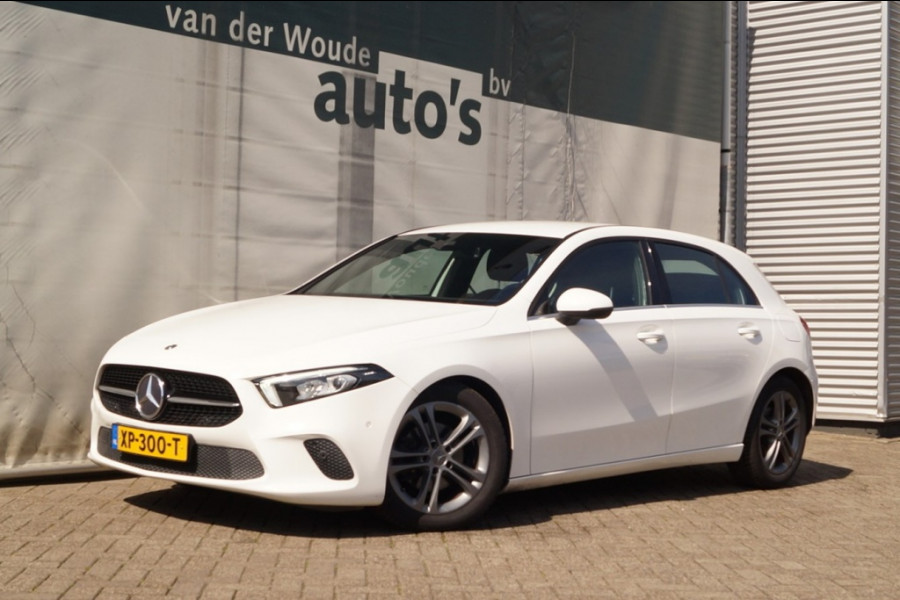 Mercedes-Benz A-Klasse 180d Automaat Business Solution Limited -LED-ECC-NAVI-