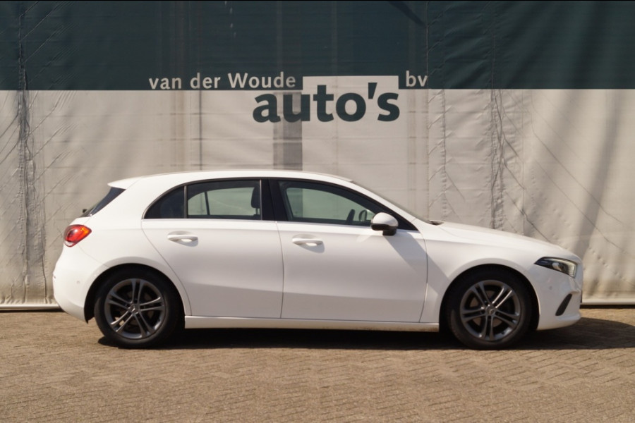 Mercedes-Benz A-Klasse 180d Automaat Business Solution Limited -LED-ECC-NAVI-