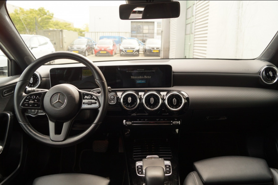 Mercedes-Benz A-Klasse 180d Automaat Business Solution Limited -LED-ECC-NAVI-
