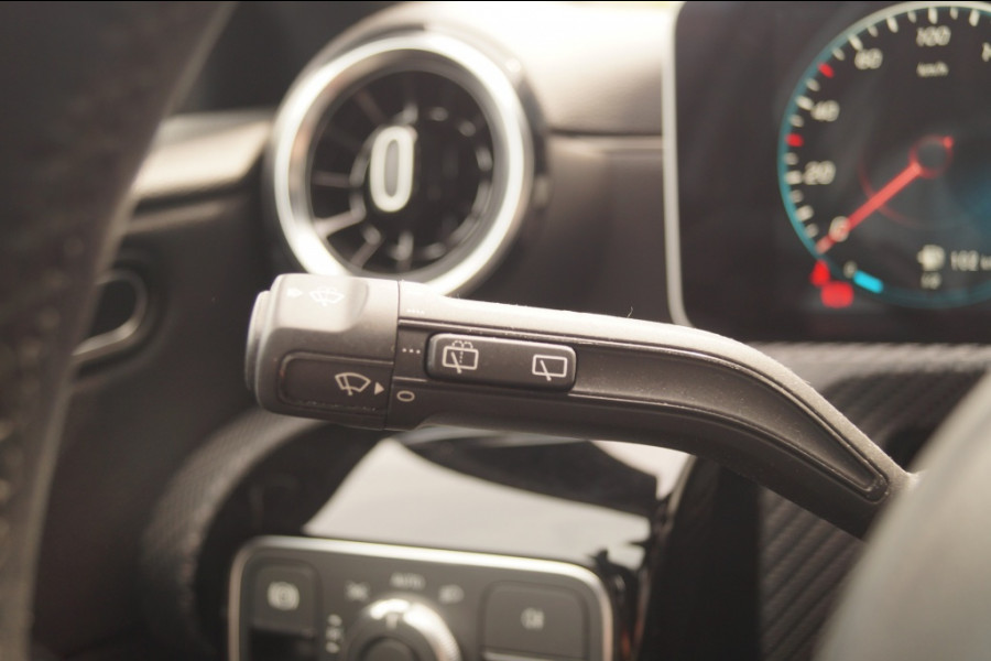 Mercedes-Benz A-Klasse 180d Automaat Business Solution Limited -LED-ECC-NAVI-