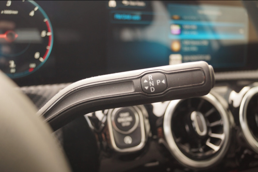 Mercedes-Benz A-Klasse 180d Automaat Business Solution Limited -LED-ECC-NAVI-