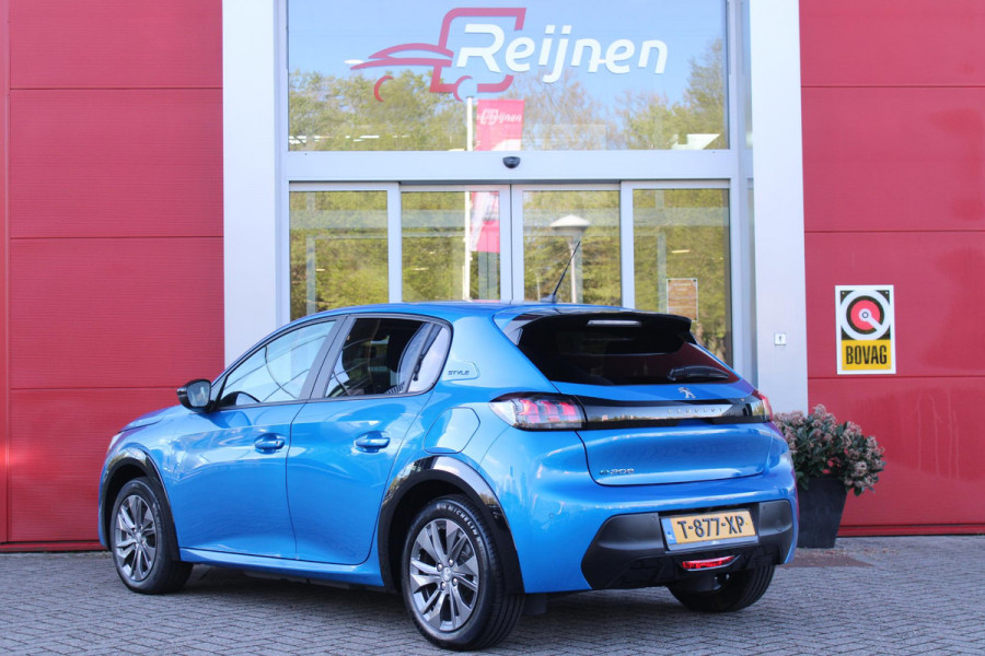 Peugeot e-208 EV STYLE 136PK 50 kWh | 3-FASE | ACHTERUITRIJ CAMERA | DAB+ RADIO | CLIMATE CONTROL | CRUISE CONTROL | LICHTMETALEN VELGEN | APPLE CARPLAY/ANDROID AUTO | KEYLESS START | LED KOPLAMPEN |
