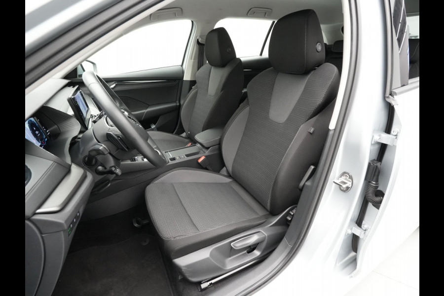 Škoda Octavia Combi 1.5 e-TSI 150pk DSG Business Edition Navigatie Virtual Cockpit Cruise Pdc Acc Carplay 172