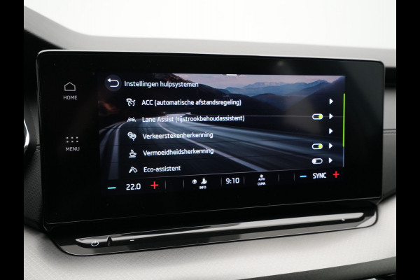 Škoda Octavia Combi 1.5 e-TSI 150pk DSG Business Edition Navigatie Virtual Cockpit Cruise Pdc Acc Carplay 172