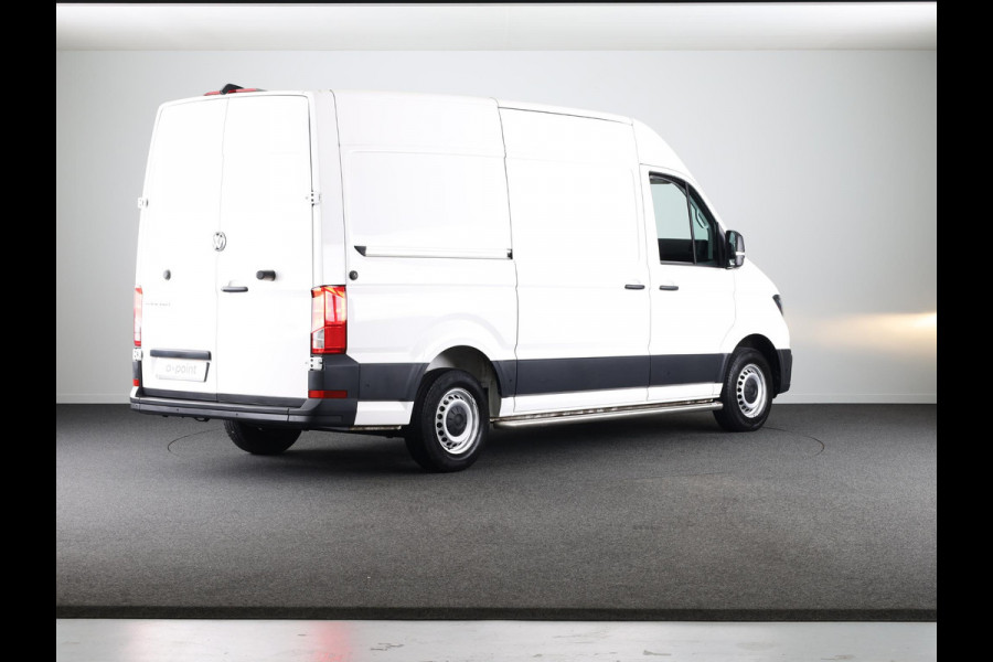 Volkswagen Crafter 35 2.0 TDI L3H3 EURO VI 140 pk Automaat (DSG) | Verlengde garantie | Navigatie | Parkeersensoren (Zijflankbescherming) | Achteruitrijcamera | Cruise control | 2 zitplaatsen rechtsvoor |