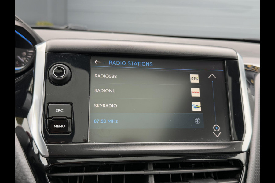 Peugeot 2008 1.2 PureTech GT-line 1e Eigenaar,Navi,Pano,Camera,Clima,Cruise,Halfleder,Stoelverwarming,110pk,PDC,APK tot 08-2025