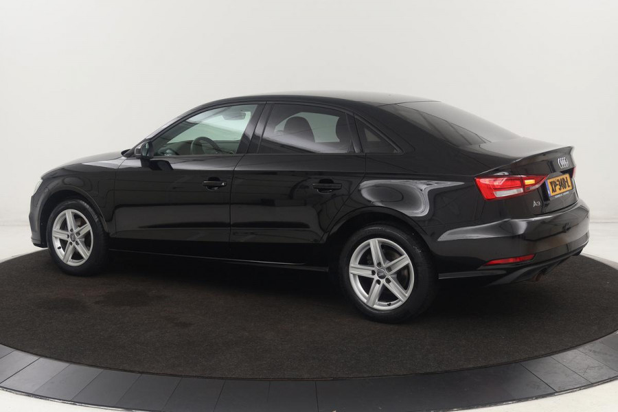 Audi A3 30 TFSI | Leder | Xenon | Getint glas | Airco | Bluetooth