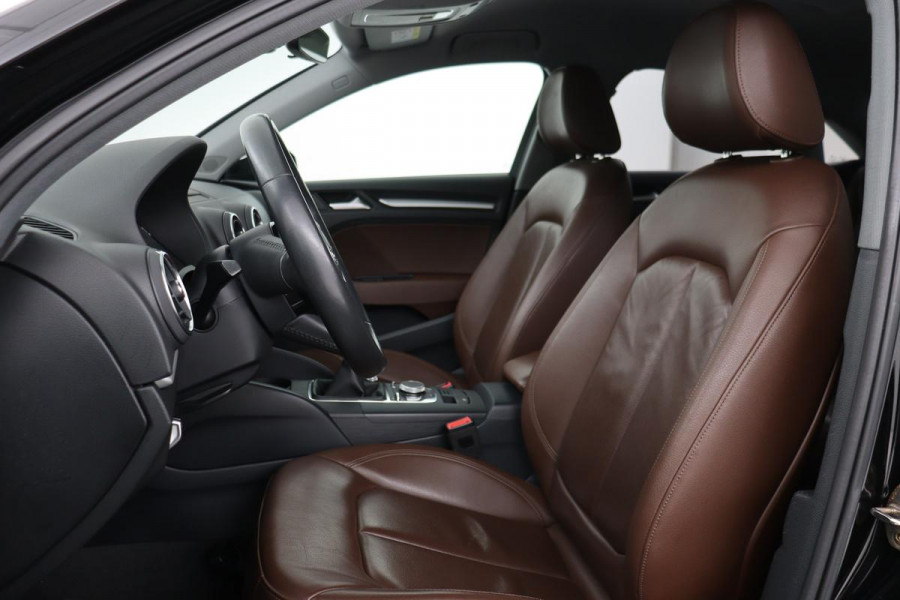 Audi A3 30 TFSI | Leder | Xenon | Getint glas | Airco | Bluetooth