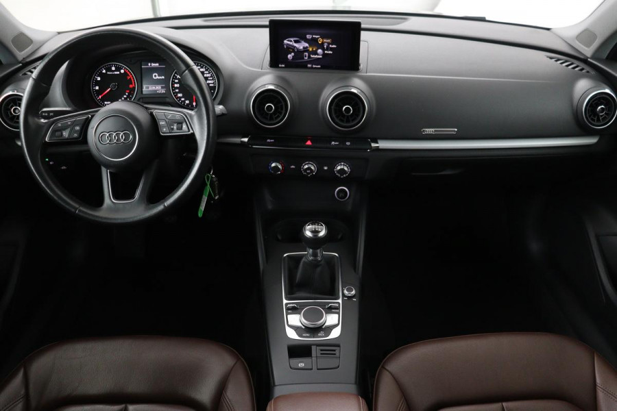 Audi A3 30 TFSI | Leder | Xenon | Getint glas | Airco | Bluetooth