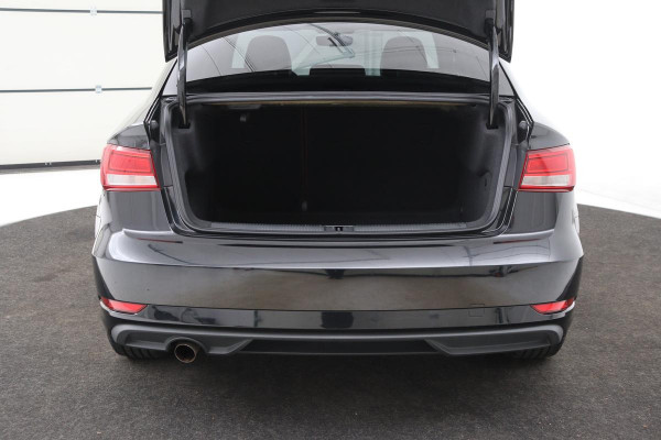 Audi A3 30 TFSI | Leder | Xenon | Getint glas | Airco | Bluetooth
