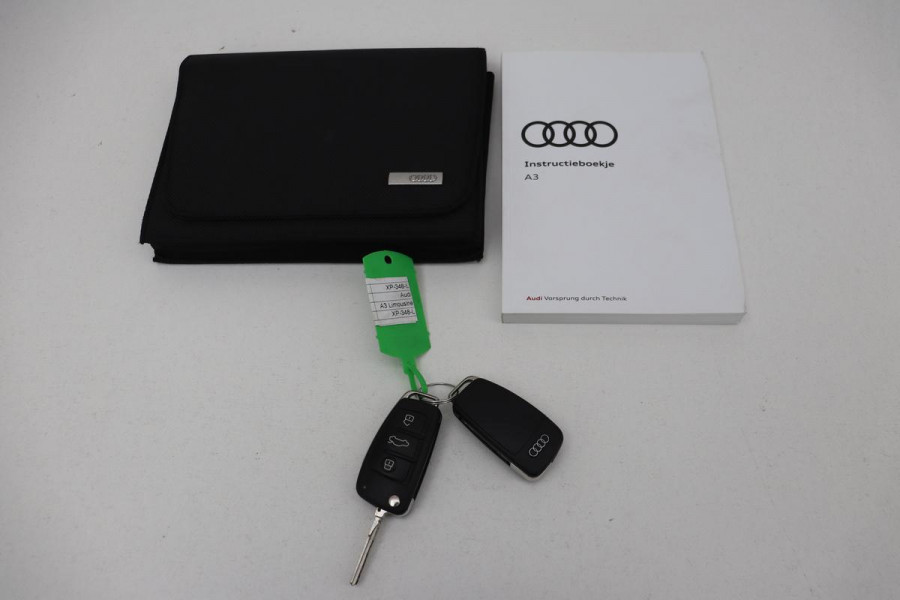 Audi A3 30 TFSI | Leder | Xenon | Getint glas | Airco | Bluetooth