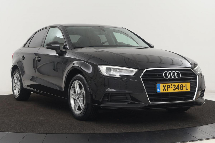 Audi A3 30 TFSI | Leder | Xenon | Getint glas | Airco | Bluetooth