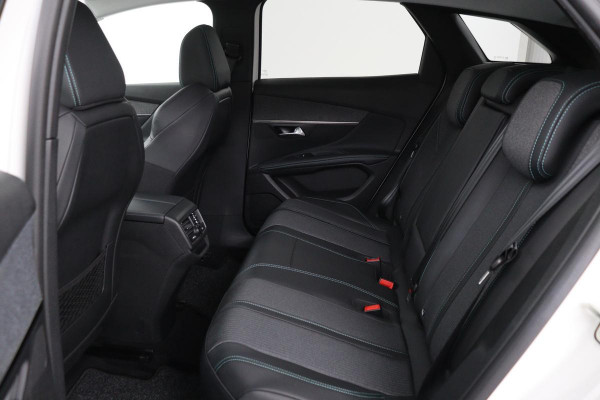 Peugeot 3008 1.6 HYbrid 225 Allure | Stoelverwarming | Carplay | Adaptive cruise | Full LED | Keyless | Camera | Navigatie | Dodehoek detectie | Half leder