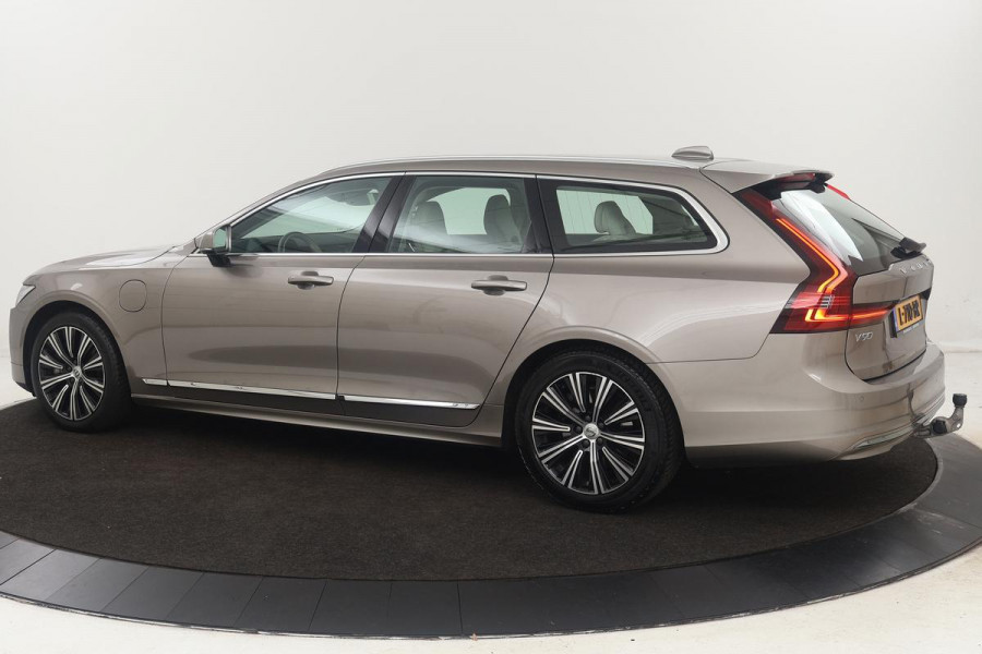 Volvo V90 2.0 T6 AWD Recharge Business Pro | Trekhaak | Leder | Stoel & stuurverwarming | Harman/Kardon | Adaptive cruise | Camera | Carplay | Keyless | Navigatie