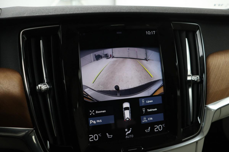 Volvo V90 2.0 T6 AWD Recharge Business Pro | Trekhaak | Leder | Stoel & stuurverwarming | Harman/Kardon | Adaptive cruise | Camera | Carplay | Keyless | Navigatie