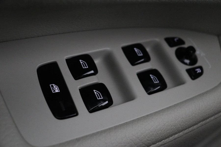 Volvo V90 2.0 T6 AWD Recharge Business Pro | Trekhaak | Leder | Stoel & stuurverwarming | Harman/Kardon | Adaptive cruise | Camera | Carplay | Keyless | Navigatie