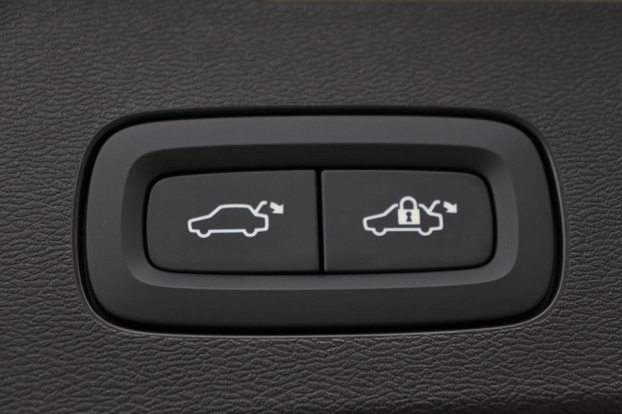Volvo V60 2.0 T6 Recharge AWD Business Pro | Panoramadak | Head-Up | Leder | 360 camera | Stoel & stuurverwarming | Harman/Kardon | Keyless | Full LED | Carplay | Navigatie