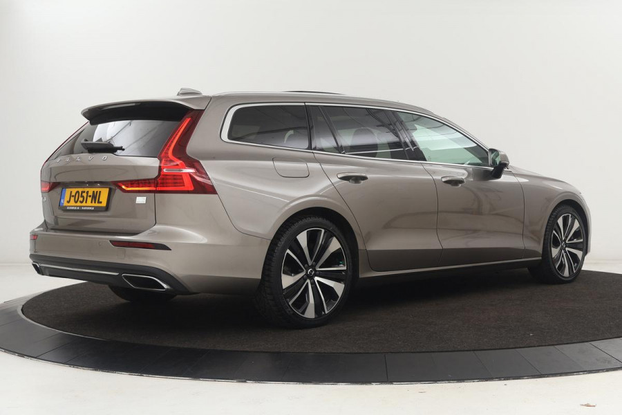 Volvo V60 2.0 T6 Recharge AWD Business Pro | Panoramadak | Head-Up | Leder | 360 camera | Stoel & stuurverwarming | Harman/Kardon | Keyless | Full LED | Carplay | Navigatie