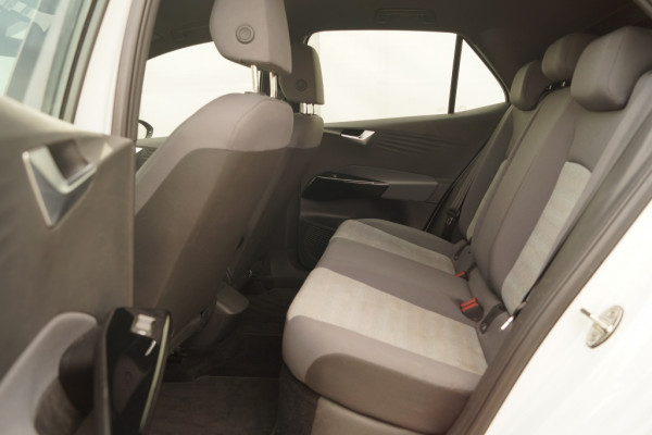 Volkswagen ID.3 First Edition 58kWh -NAVI-ECC-PDC-