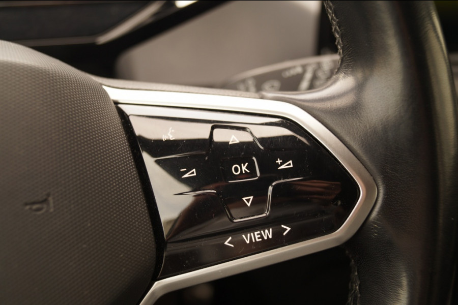 Volkswagen ID.3 First Edition 58kWh -NAVI-ECC-PDC-