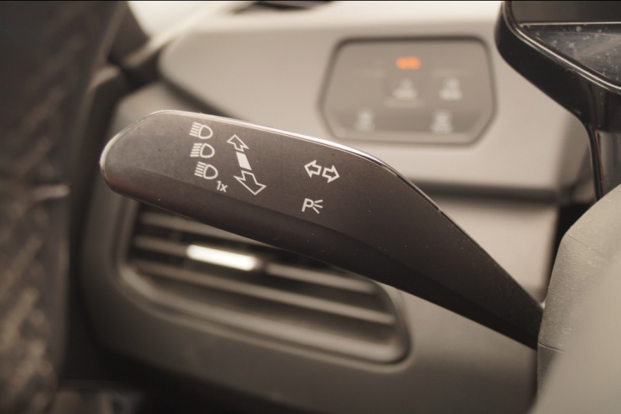 Volkswagen ID.3 First Edition 58kWh -NAVI-ECC-PDC-