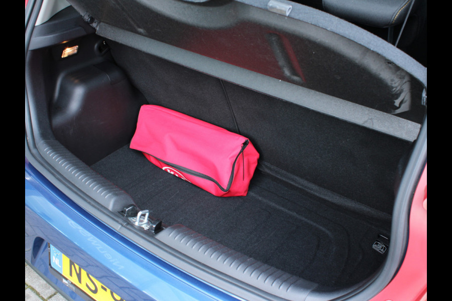 Kia Picanto 1.0 CVVT Summer Edition NL-AUTO | AIRCO | ELEKTR RAMEN | ! 2DE PINKSTERDAG GEOPEND VAN 10:00 UUR T/M 17:00 UUR