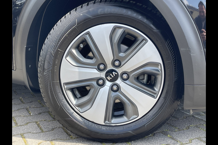 Kia Niro 1.6 GDi PHEV DynamicLine | Trekhaak | Camera | ACC | Winter-Pakket | CarPlay