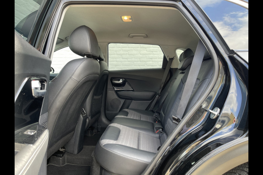 Kia Niro 1.6 GDi PHEV DynamicLine | Trekhaak | Camera | ACC | Winter-Pakket | CarPlay