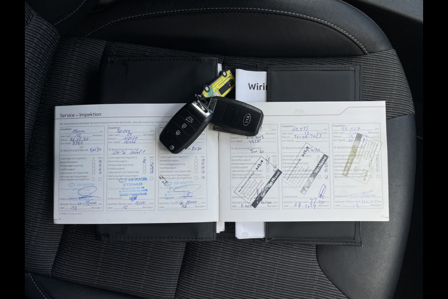 Kia Niro 1.6 GDi PHEV DynamicLine | Trekhaak | Camera | ACC | Winter-Pakket | CarPlay