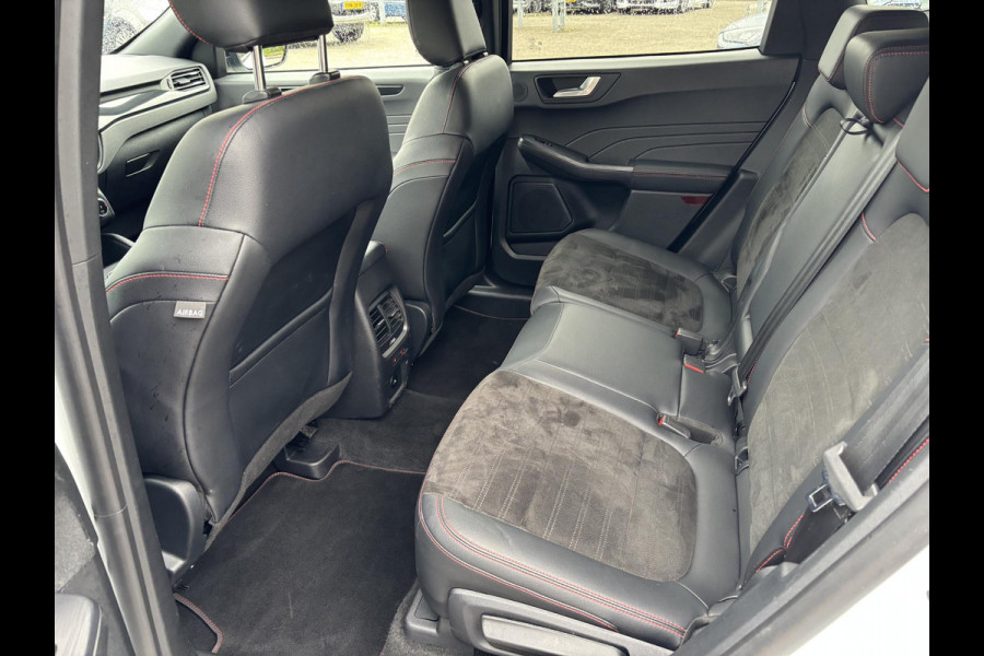 Ford Kuga 2.5 PHEV ST-Line X 225pk | Black Pack | Adaptive cruise control | Winter Pack | BTW verrekenbaar | 20 inch velgen |  Rode Remklauwen | Zwart dak + Spiegels