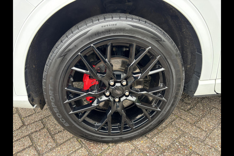 Ford Kuga 2.5 PHEV ST-Line X 225pk | Black Pack | Adaptive cruise control | Winter Pack | BTW verrekenbaar | 20 inch velgen |  Rode Remklauwen | Zwart dak + Spiegels
