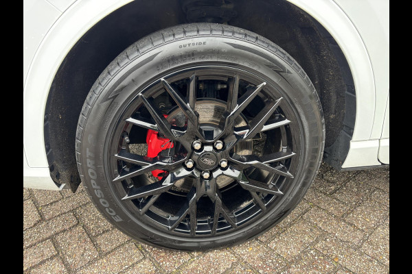Ford Kuga 2.5 PHEV ST-Line X 225pk | Black Pack | Adaptive cruise control | Winter Pack | BTW verrekenbaar | 20 inch velgen |  Rode Remklauwen | Zwart dak + Spiegels