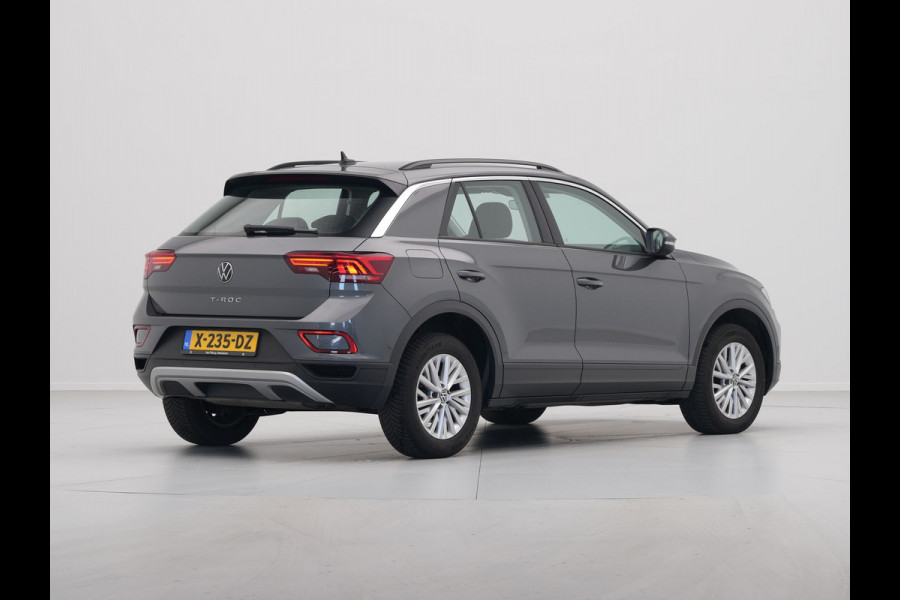 Volkswagen T-Roc 1.5 TSI 150pk DSG Life Navigatie Clima Pdc Acc