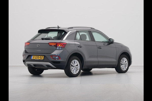 Volkswagen T-Roc 1.5 TSI 150pk DSG Life Navigatie Clima Pdc Acc