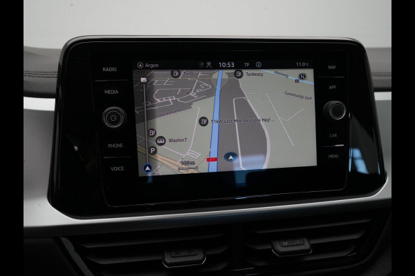 Volkswagen T-Roc 1.5 TSI 150pk DSG Life Navigatie Clima Pdc Acc