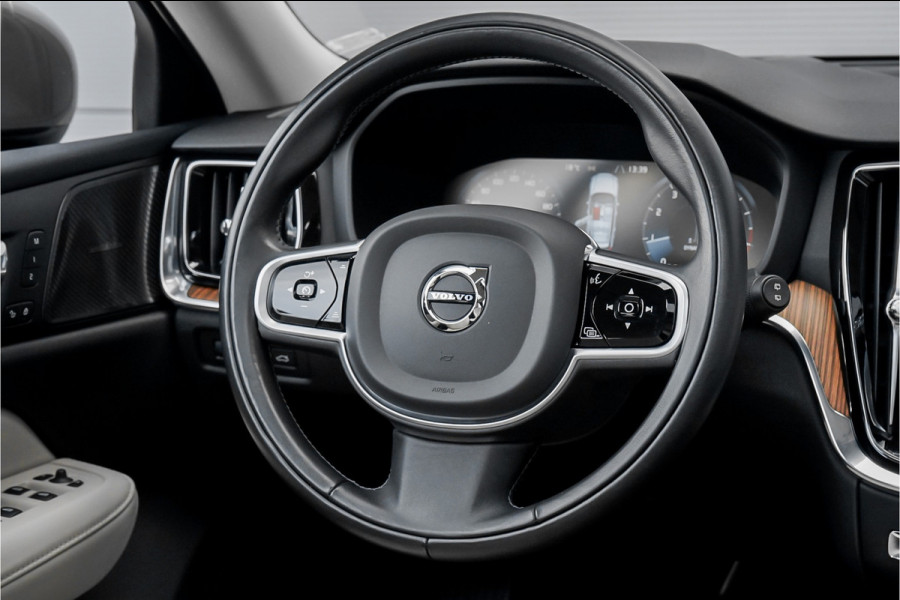 Volvo V60 Cross Country 2.0 T5 AWD Pro Pano 360° Camera Standkachel Trekhaak