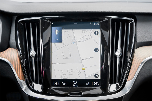 Volvo V60 Cross Country 2.0 T5 AWD Pro Pano 360° Camera Standkachel Trekhaak