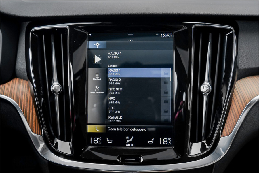 Volvo V60 Cross Country 2.0 T5 AWD Pro Pano 360° Camera Standkachel Trekhaak