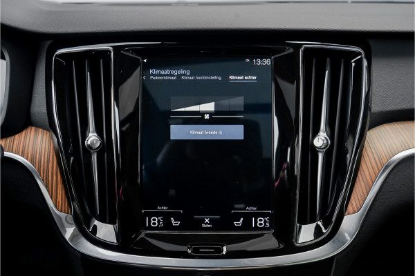 Volvo V60 Cross Country 2.0 T5 AWD Pro Pano 360° Camera Standkachel Trekhaak