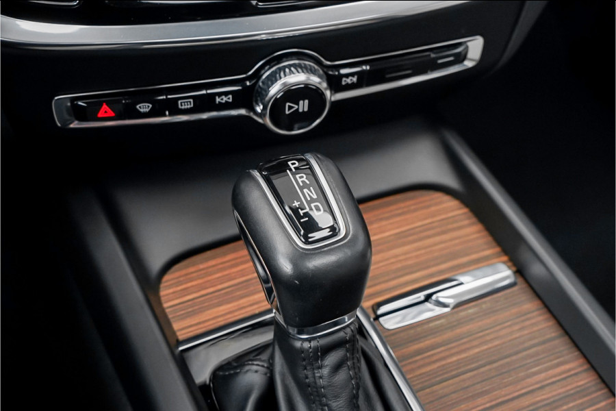 Volvo V60 Cross Country 2.0 T5 AWD Pro Pano 360° Camera Standkachel Trekhaak
