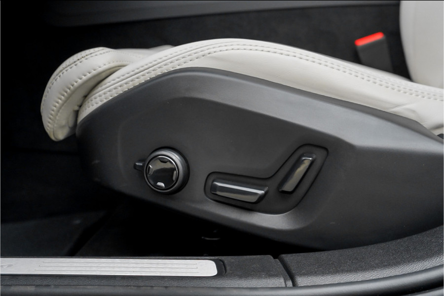 Volvo V60 Cross Country 2.0 T5 AWD Pro Pano 360° Camera Standkachel Trekhaak